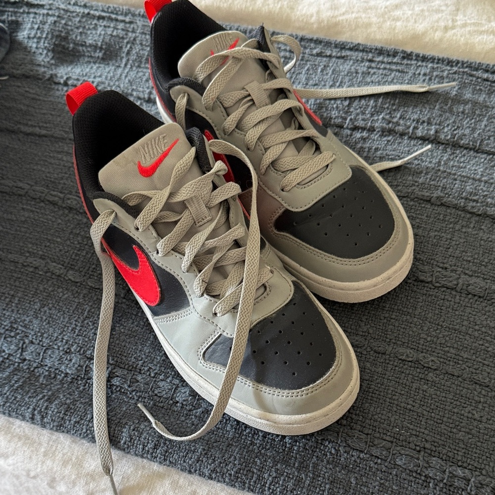 Nike Court Borough Low Recraft GS